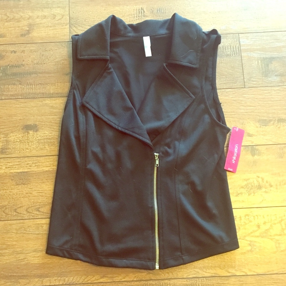 Black vest